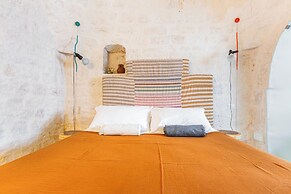 3224 Trulli Almaviva by Perle di Puglia