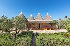 3224 Trulli Almaviva by Perle di Puglia