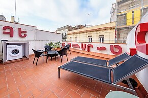AinB Barcelona Sants Apartments