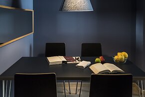 AinB Barcelona Sants Apartments