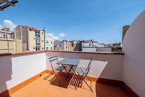 AinB Barcelona Sants Apartments