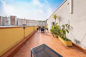 AinB Barcelona Sants Apartments