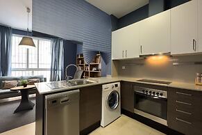 AinB Barcelona Sants Apartments