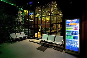 HOTEL GOLDEN TULIPZ