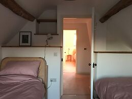 High Cogges Farm Holiday Cottages