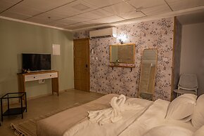 Goland Hotel
