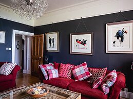 Lonsdale Villa Retreat