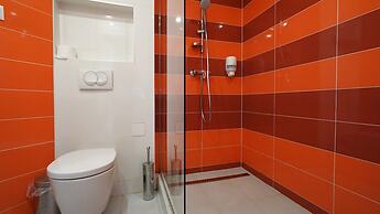 Colors Holiday Hotel