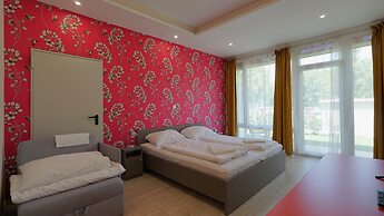 Colors Holiday Hotel