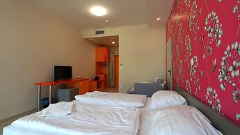 Colors Holiday Hotel