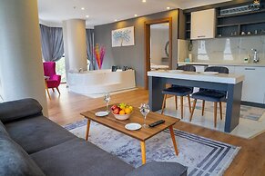 Parla Suite Hotel