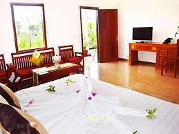 Crystal Hotel