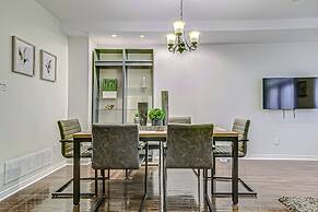 Urban Retreat A Modern 5BR Townhouse