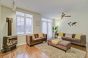 Urban Retreat A Modern 5BR Townhouse