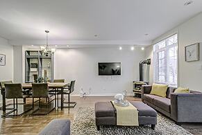 Urban Retreat A Modern 5BR Townhouse