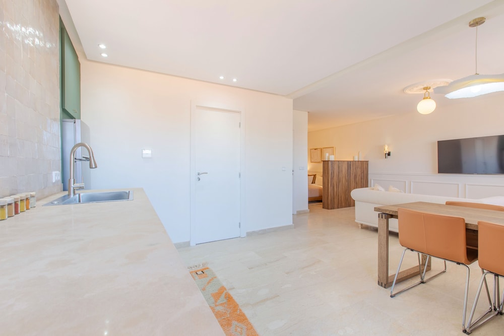 ZARI BOUTIQUE Aparthotel