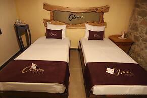 Olivia 1845 Guest House