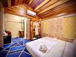Damnak Borey Resort