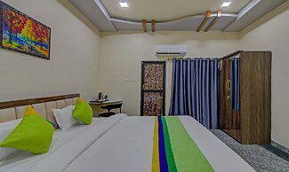 Treebo Royal, Chandrapur