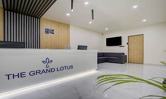 Treebo Grand Lotus