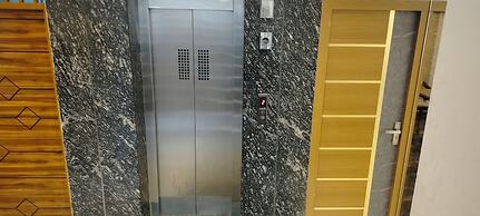 Hotel Aman Residency