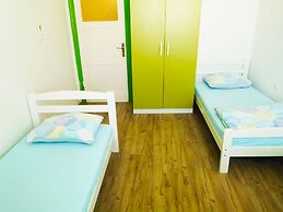 Chillax Rooms
