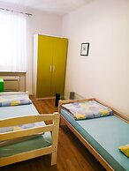 Chillax Rooms
