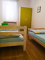 Chillax Rooms