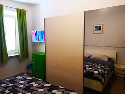 Chillax Rooms