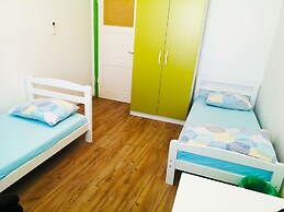 Chillax Rooms