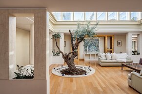 Elaia Mega Mansion