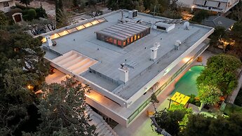 Elaia Mega Mansion