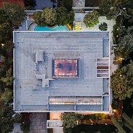 Elaia Mega Mansion