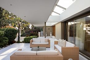 Elaia Mega Mansion