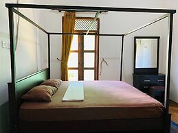 Sunrise Cabanas