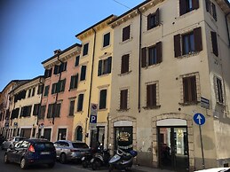 VERONETTA 52