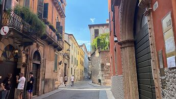 RESIDENZA MONTALTI
