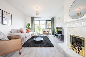 Trinity View by Tŷ SA -  in Newport