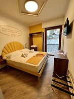 Rainbow Hotel Depandance Joli