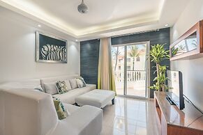 Huge Penthouse Near the Beach With Private Jacuzzi