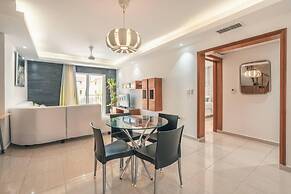 Huge Penthouse Near the Beach With Private Jacuzzi