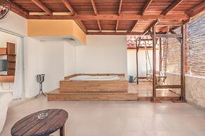 Huge Penthouse Near the Beach With Private Jacuzzi