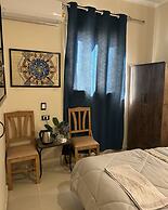 Pyramids Road Guest House