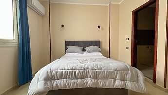 Pyramids Road Guest House