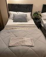 Pyramids Road Guest House