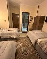 Pyramids Road Guest House