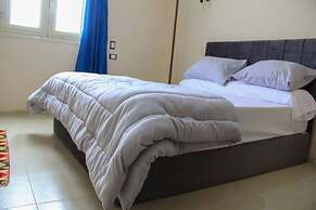 Pyramids Road Guest House