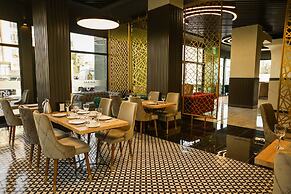Aram Otel