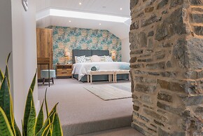 Carrick Rooms