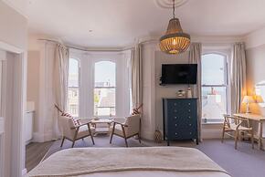 Carrick Rooms